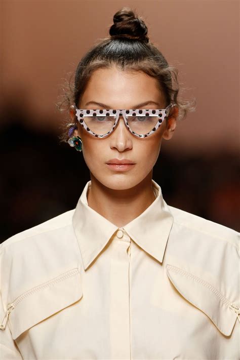 lunette fendi 2019|Fendi Designer Sunglasses & Eyewear for Women .